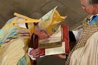 PA GF Enthronement 05M