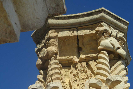 St -Pauls -Valletta -stone -work -column -in -need -of -repair -close -up _460