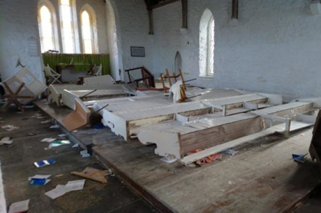 Errislannan -Holy -Trinity -vandalised -03-460
