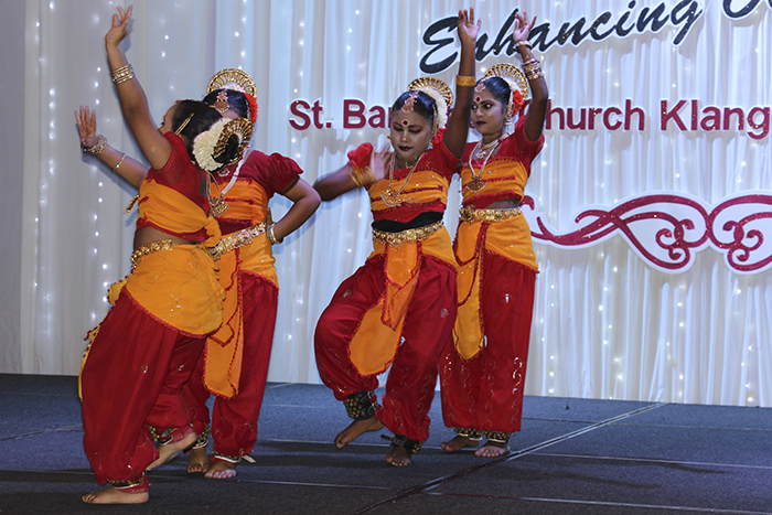 AW-GBD_West -Malaysia -Diocesan -Synod -Gala -Dinner -Traditional -Malaysian -dancers _700x 467