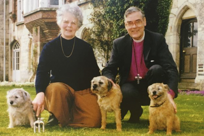 Bishopthorpe _ABY-Abp -Lord -John -Habgood -wife -Rosalie _700x 467